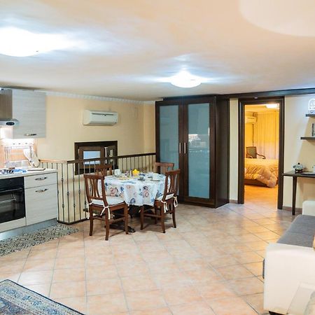Domus Ugo Apartman Nápoly Kültér fotó