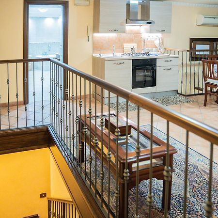Domus Ugo Apartman Nápoly Kültér fotó