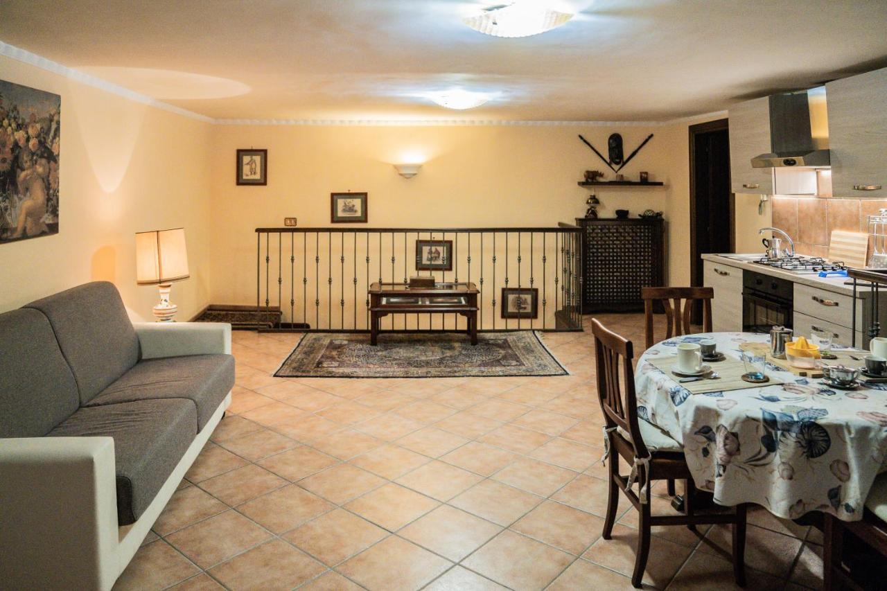 Domus Ugo Apartman Nápoly Kültér fotó