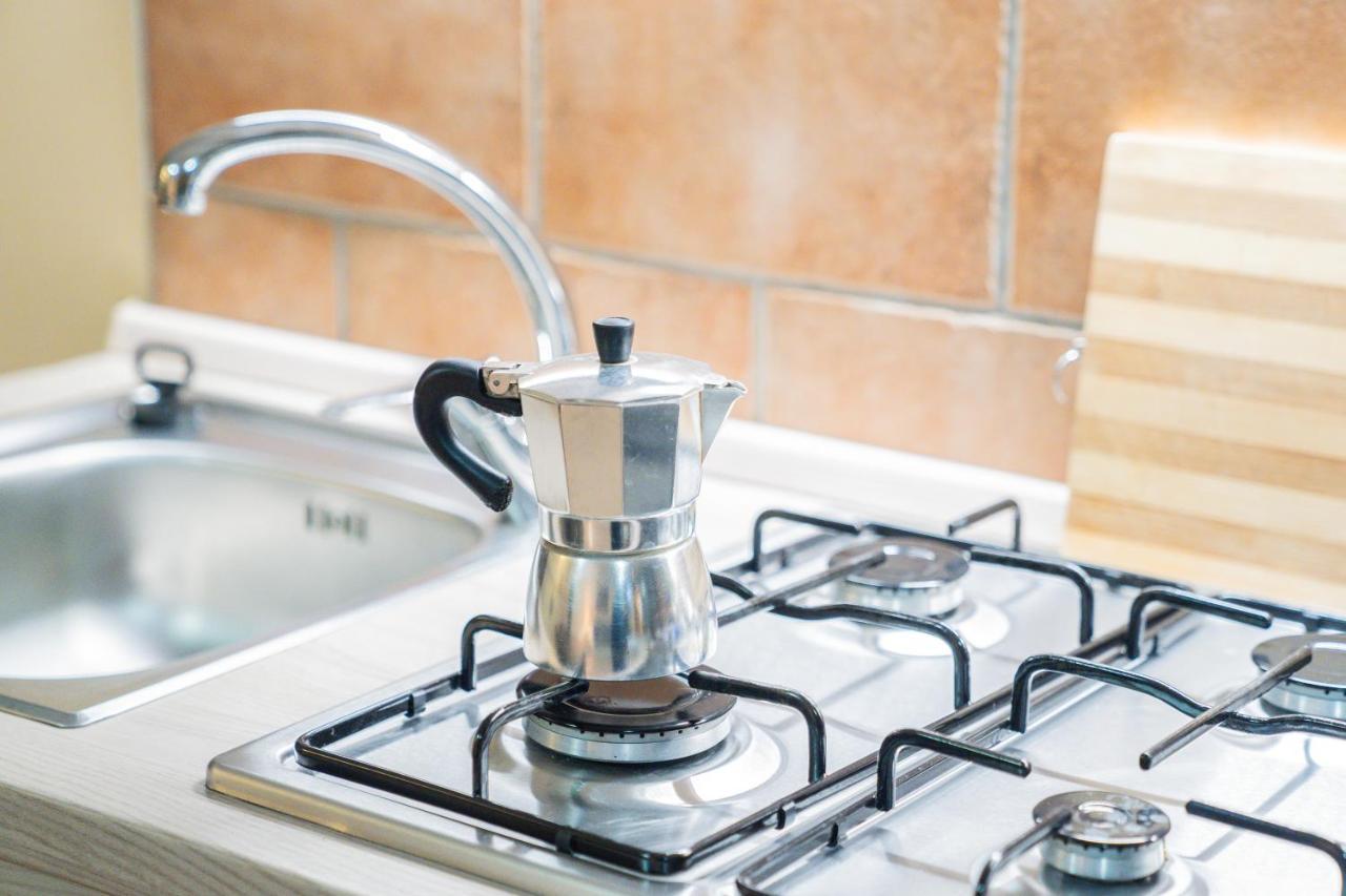 Domus Ugo Apartman Nápoly Kültér fotó