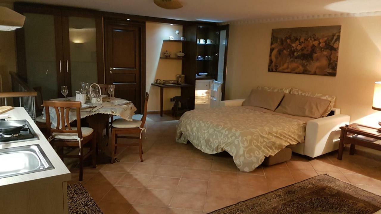 Domus Ugo Apartman Nápoly Kültér fotó