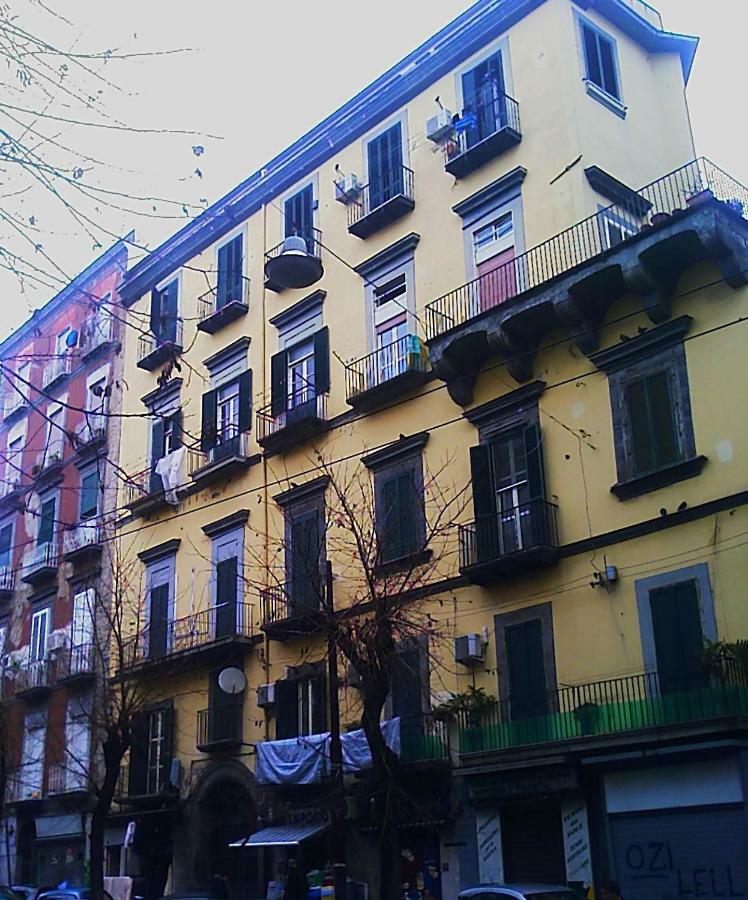 Domus Ugo Apartman Nápoly Kültér fotó