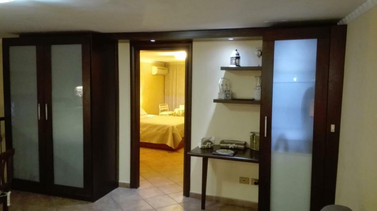 Domus Ugo Apartman Nápoly Kültér fotó